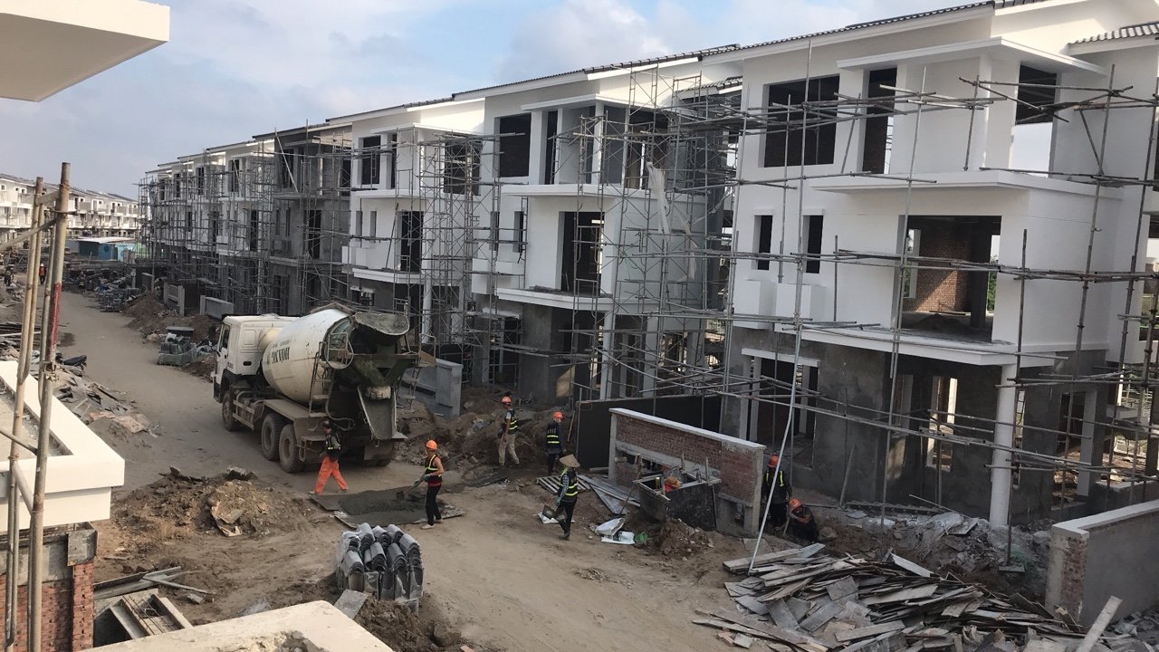 <span>Chào mừng đến với D&L Việt Nam</span>Chuyên  thiết kế , thi công , sửa chữa  </br> công trình xây dựng dân dụng 